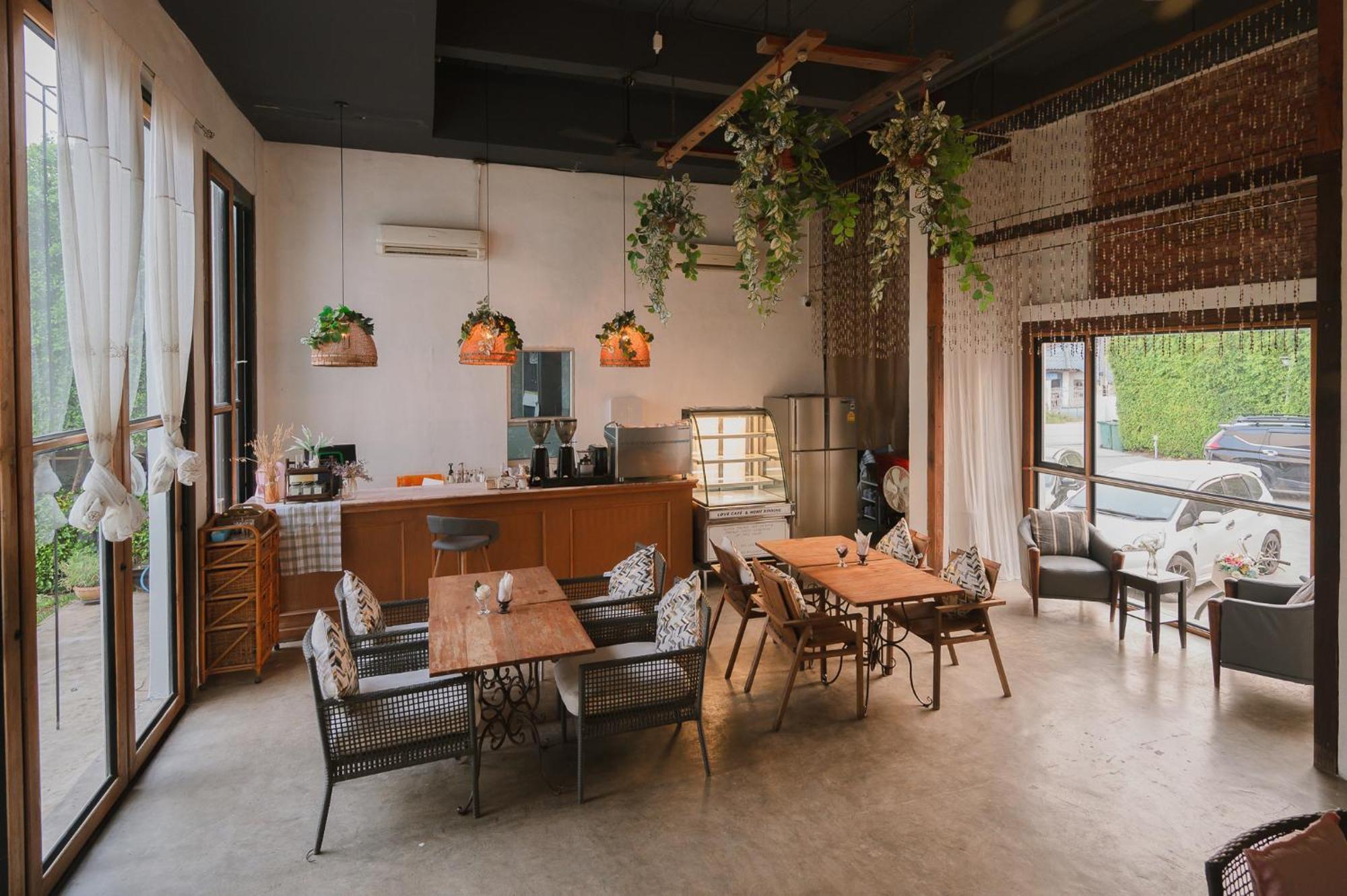 White Wall Riverfront Hotel Kamphaeng Phet Eksteriør billede